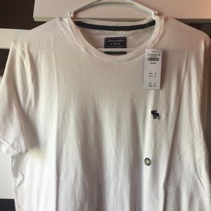 Abercrombie & Fitch new whit short